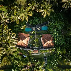 Villa Madani Antique